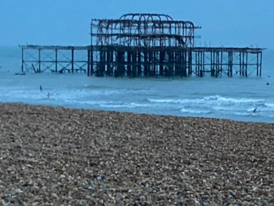 Apartamento Driftwood By The Sea Brighton Exterior foto